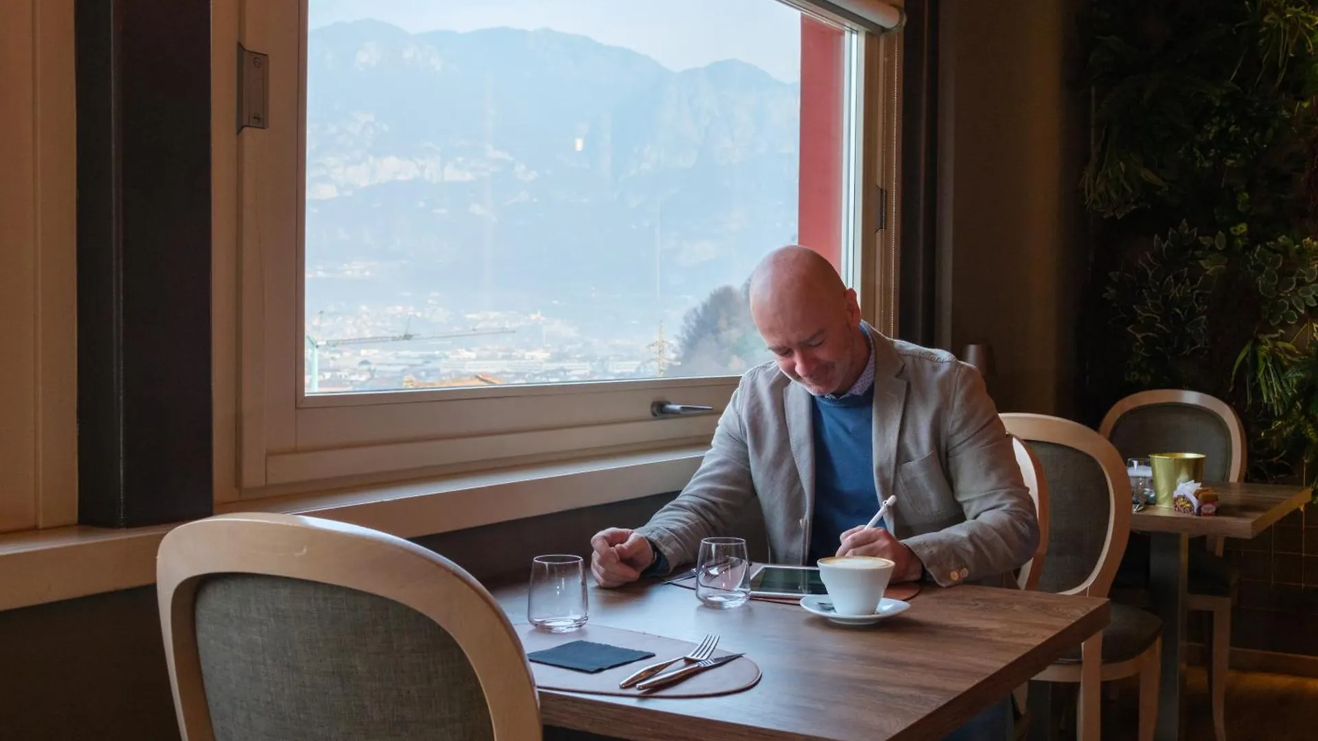 Lake Hotel La Pieve Pisogne