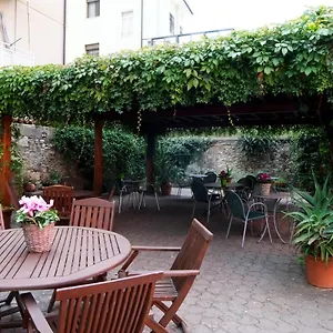 https://villa-gioiosa.hotelitalianriviera.com