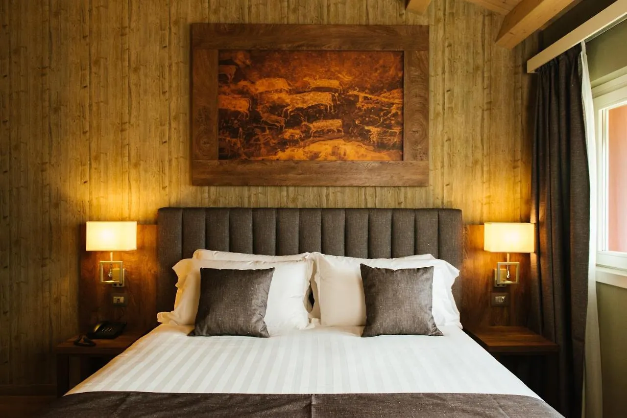 Lake Hotel La Pieve Pisogne
